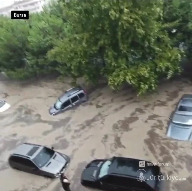 Bursa'ya Şiddetli Yağmur yağdı
